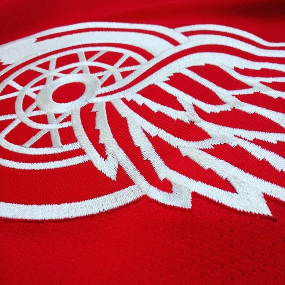 CCM Konstantinov Detroit Red Wings Hockey Jersey - Picture 3 of 6